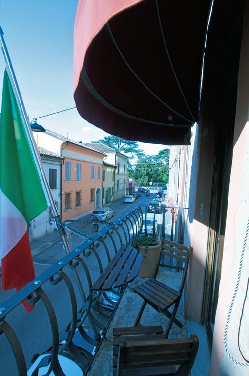 Alkimia Smart Rooms Ferrara Bagian luar foto